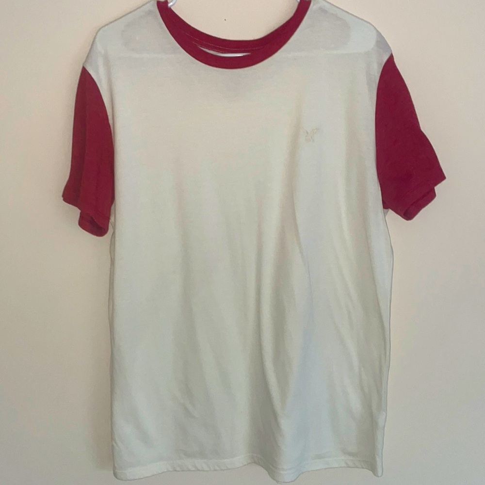 Red and white American Eagle large t-shirt